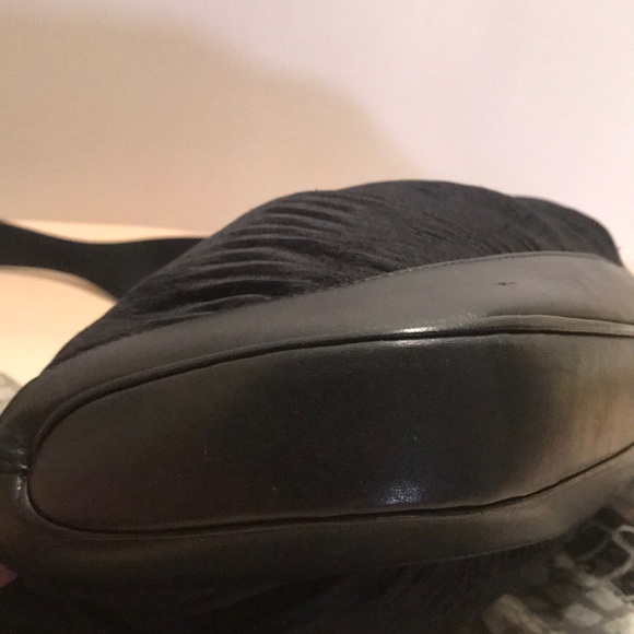 🎉HP🎉 EUC Gucci Jackie O Hobo Bag w/ Black Leather Trim - Picture 4 of 15